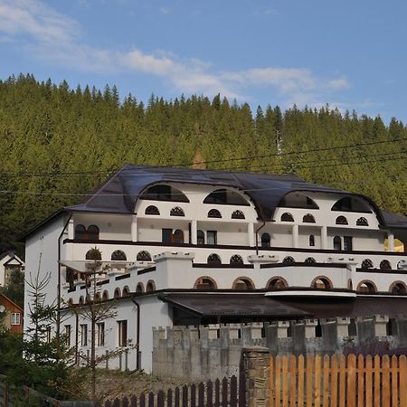 The Castle Apartment グラ・フモアルルイ エクステリア 写真